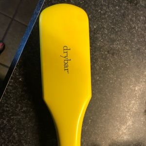 Drybar the Brush Crush heated brush